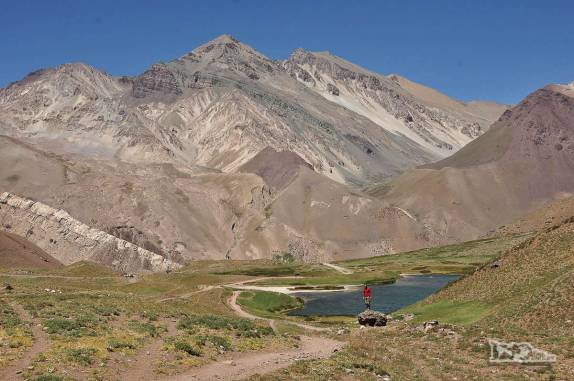 Chegando de volta à Laguna Horcones, na entrada do Parque Provincial Aconcagua, na região de Mendoza, oeste da Argentina